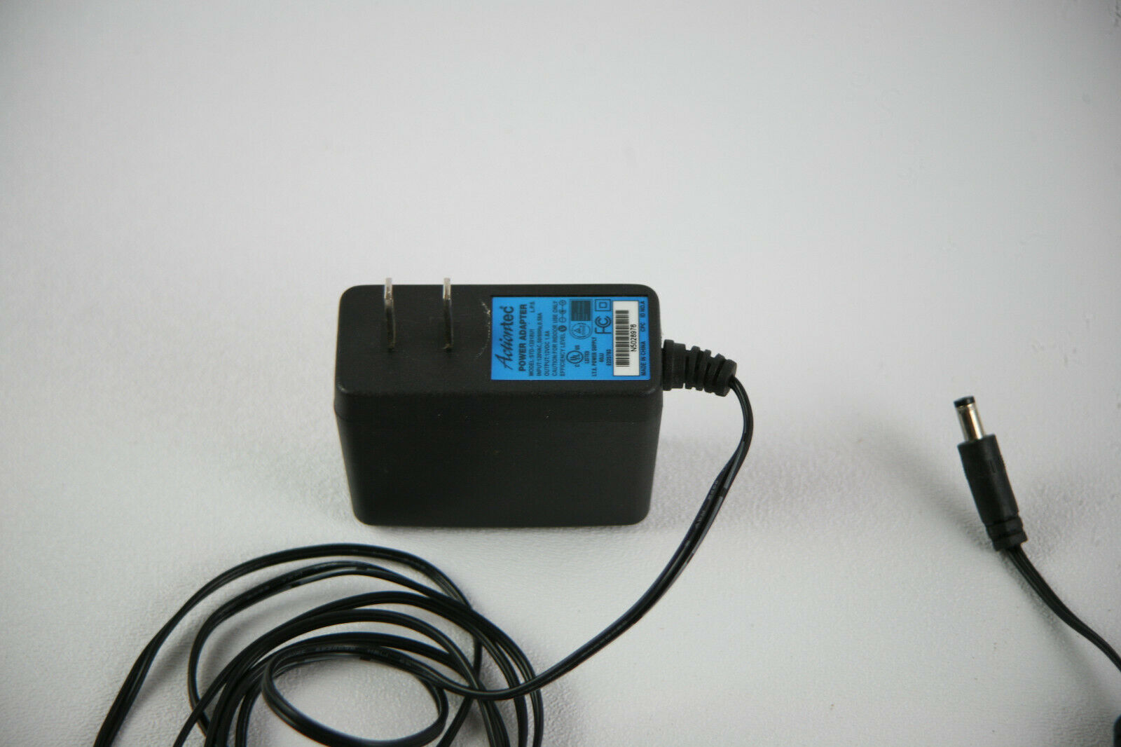 NEW ACTIONTEC STD-12018U1 AC DC M1424WR 12V 1.8A Power Adapter Router